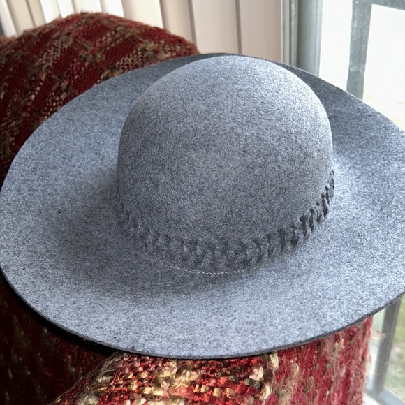 Adora Sun Hat - Picture 6 of 9